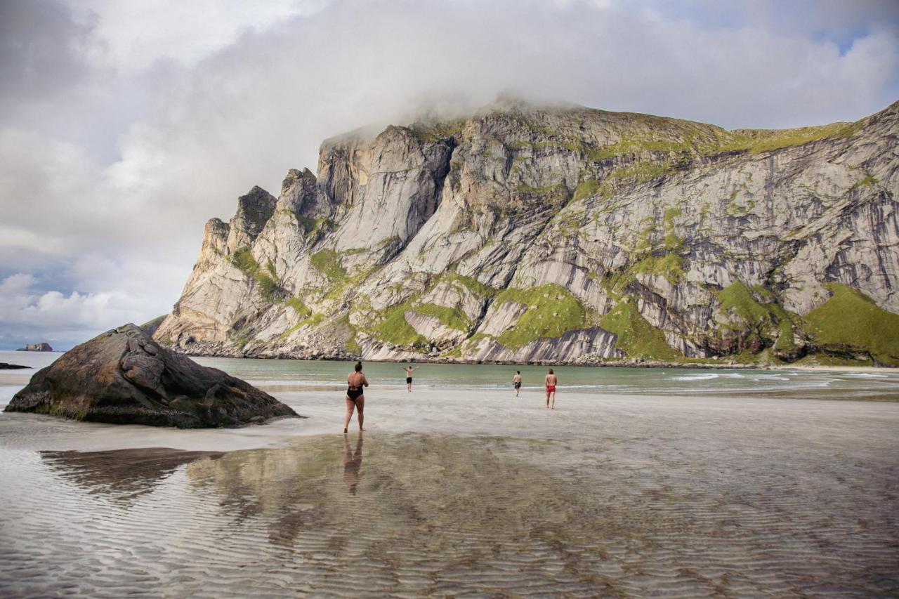 Lofoten Planet Basecamp Villa Sørvågen Kültér fotó