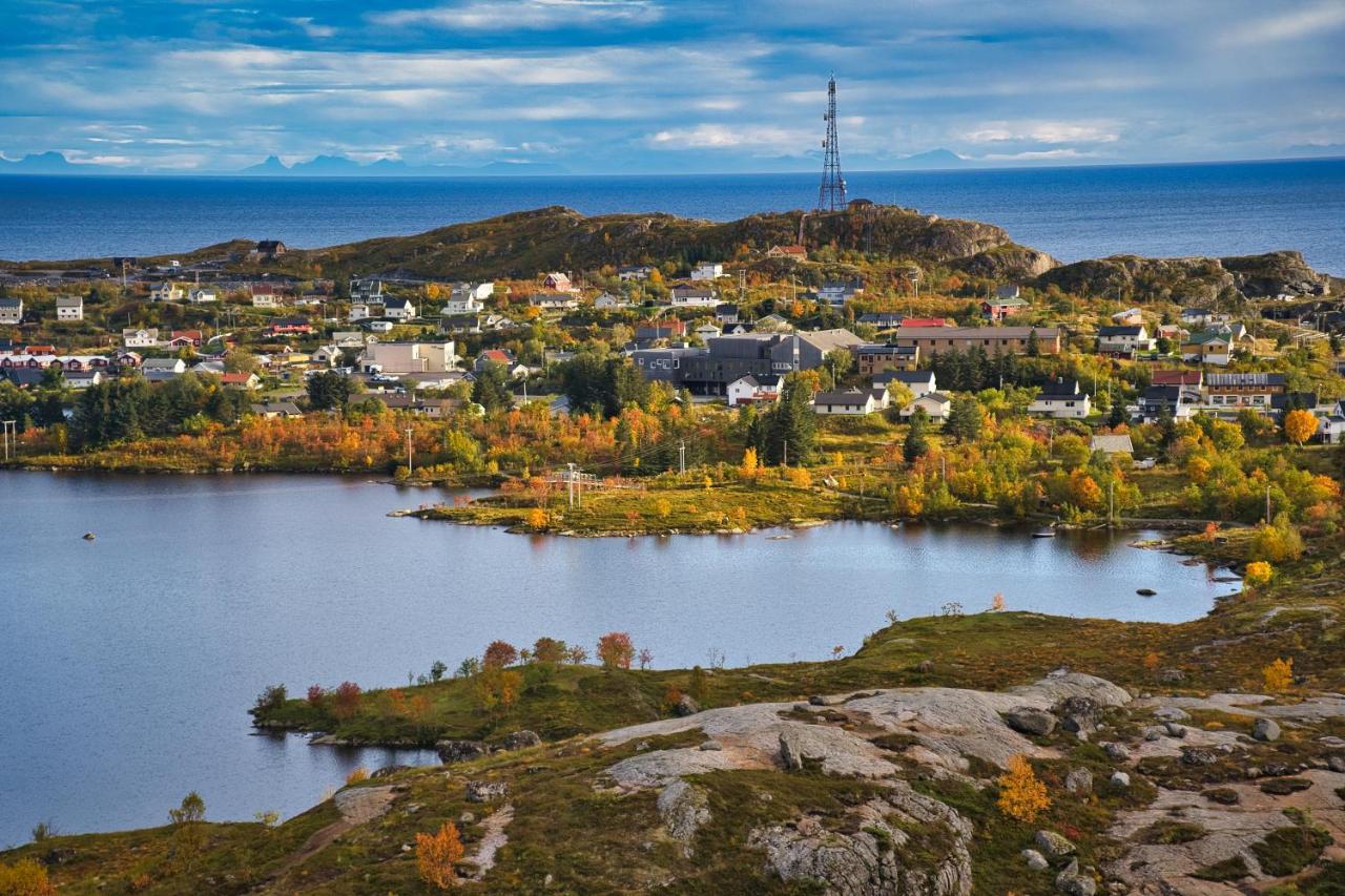 Lofoten Planet Basecamp Villa Sørvågen Kültér fotó