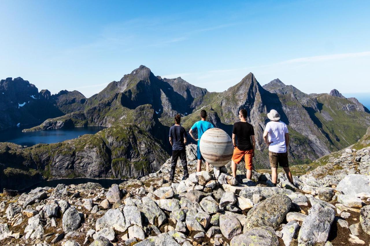 Lofoten Planet Basecamp Villa Sørvågen Kültér fotó